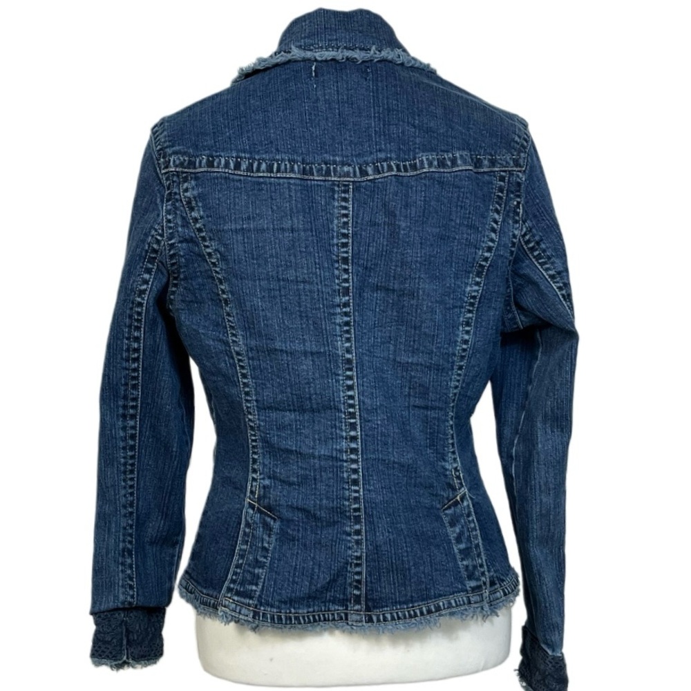 A.M.I. Vintage Women’s Raw Edge Denim Blue Jean Jacket Size M Y2K Casual - Picture 4 of 8